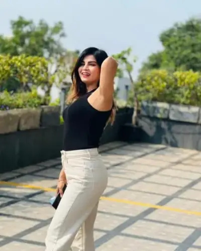 Call Girls Padrauna Cash On Delivery